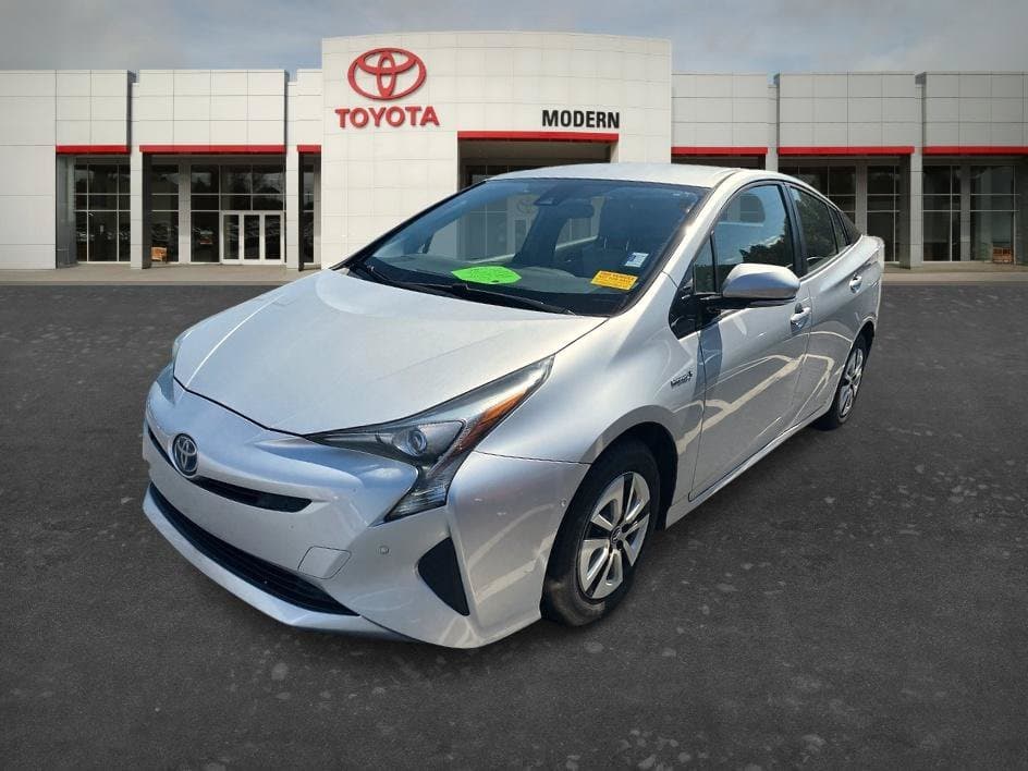 2018 Toyota Prius Two — photo 1 of 26