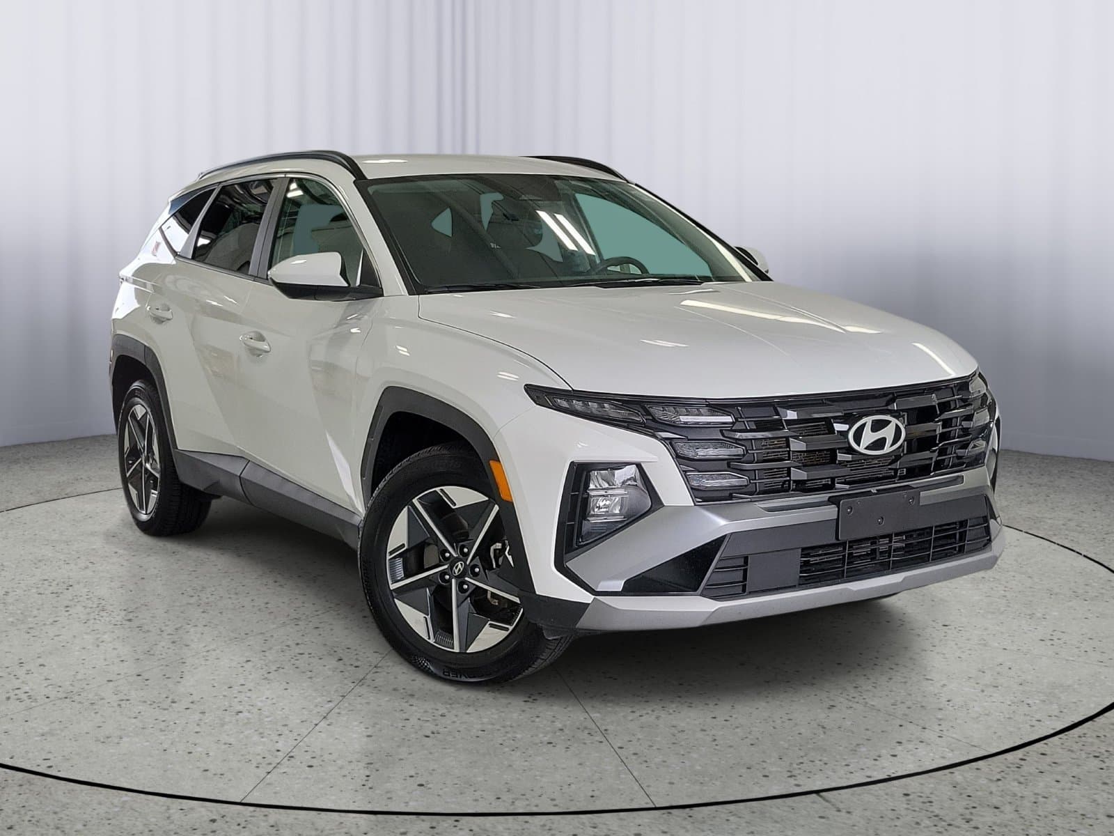 2025 Hyundai Tucson SEL — photo 1 of 35