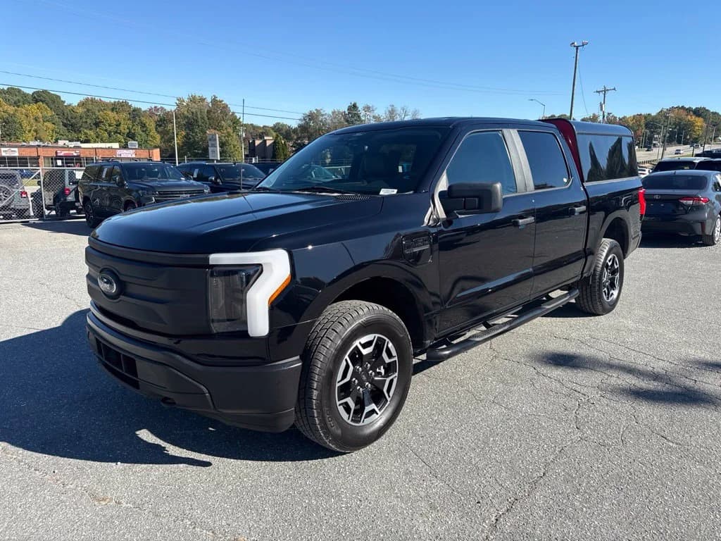 2022 Ford F-150 Lightning Pro — photo 1 of 35