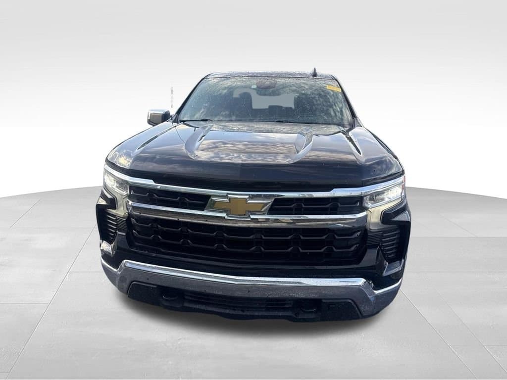 2023 Chevrolet Silverado 1500 LT — photo 1 of 19