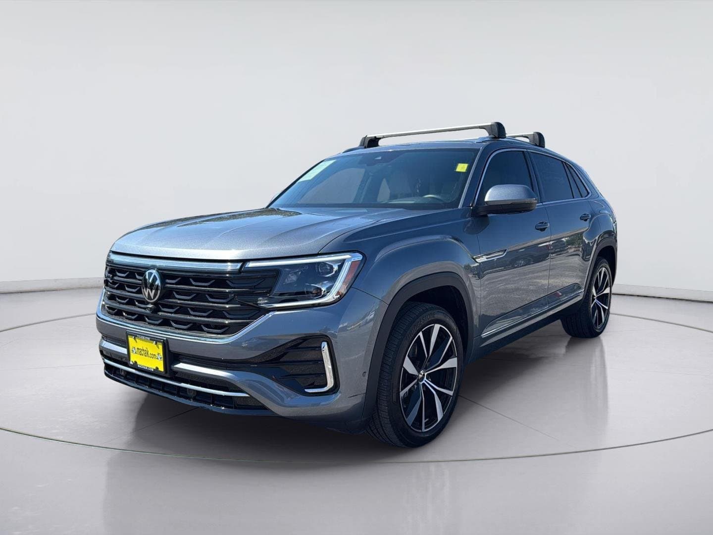 2025 Volkswagen Atlas Cross Sport 2.0T SEL Premium R-Line — photo 1 of 25