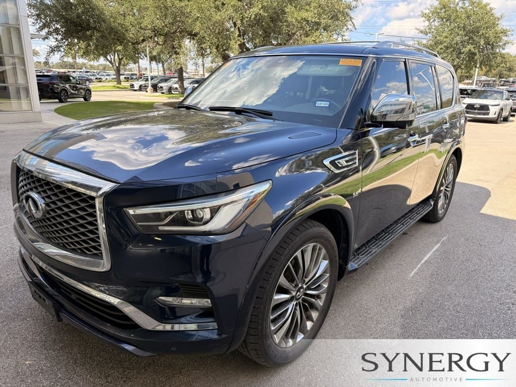 2019 INFINITI QX80 LUXE — photo 1 of 3