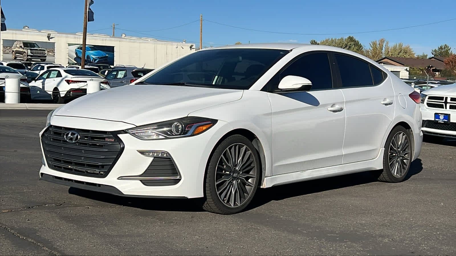2017 Hyundai Elantra Sport — photo 1 of 21