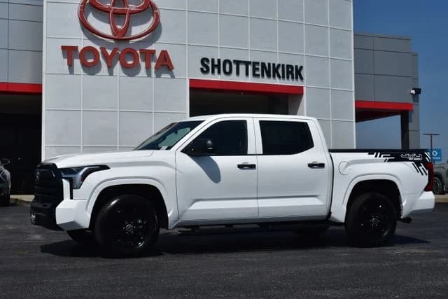 2026 Toyota Tundra 4WD SR — photo 1 of 34