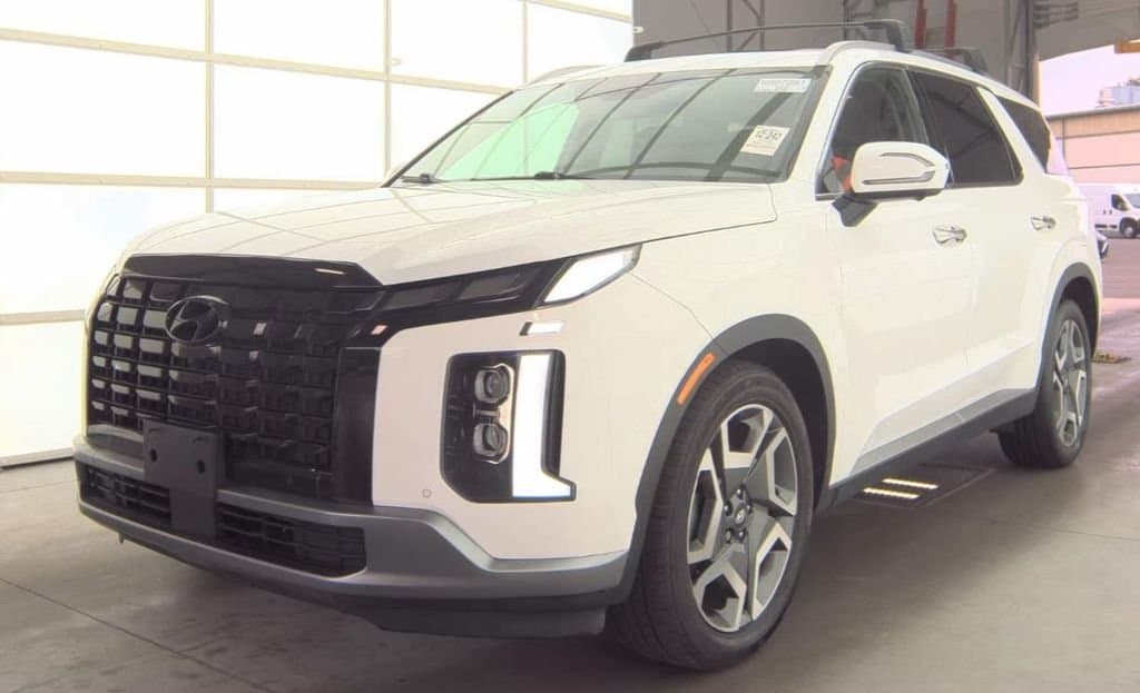 2024 Hyundai Palisade SEL 7P — photo 1 of 8