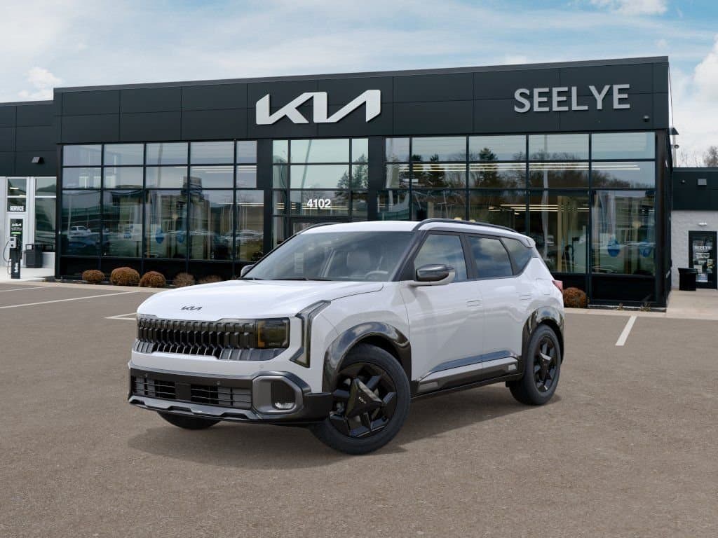 2027 Kia Seltos X-Line S — photo 1 of 27