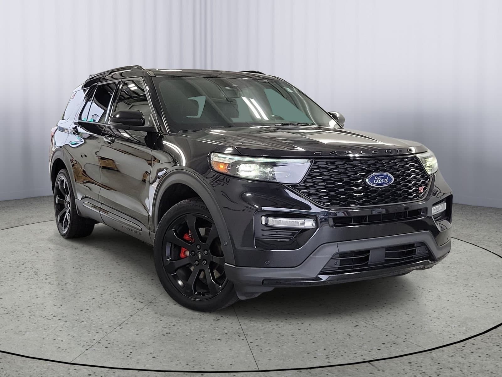 2020 Ford Explorer ST — photo 1 of 36