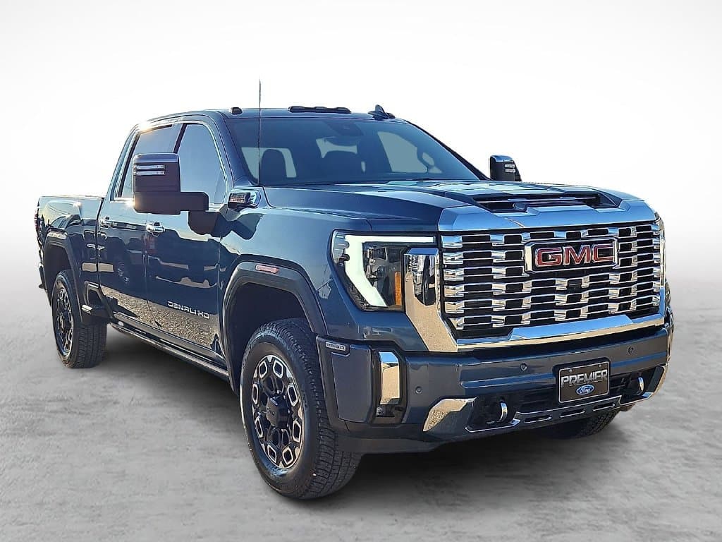 2024 GMC Sierra 2500HD Denali — photo 1 of 25