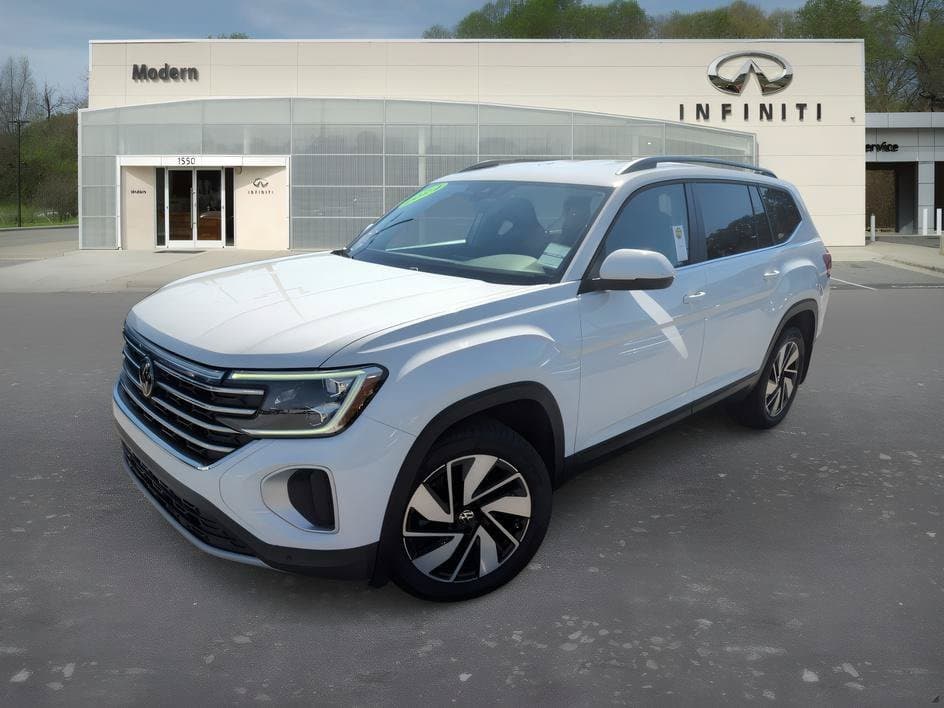 2024 Volkswagen Atlas 2.0T SE w/Technology — photo 1 of 32