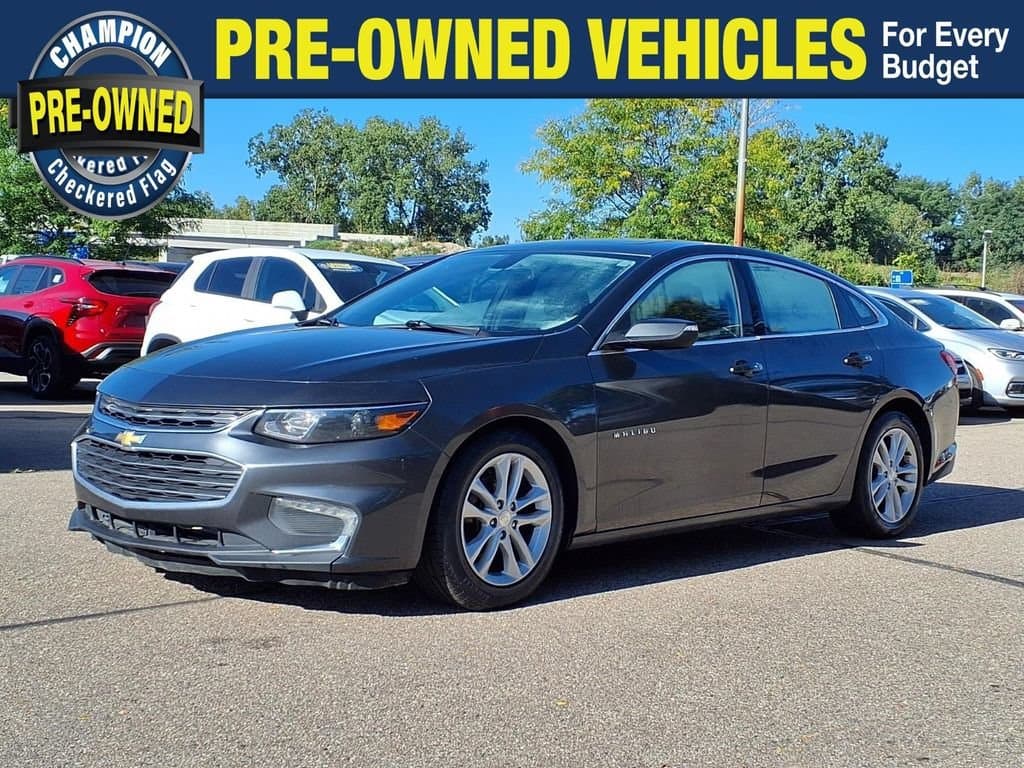 2018 Chevrolet Malibu LT — photo 1 of 20