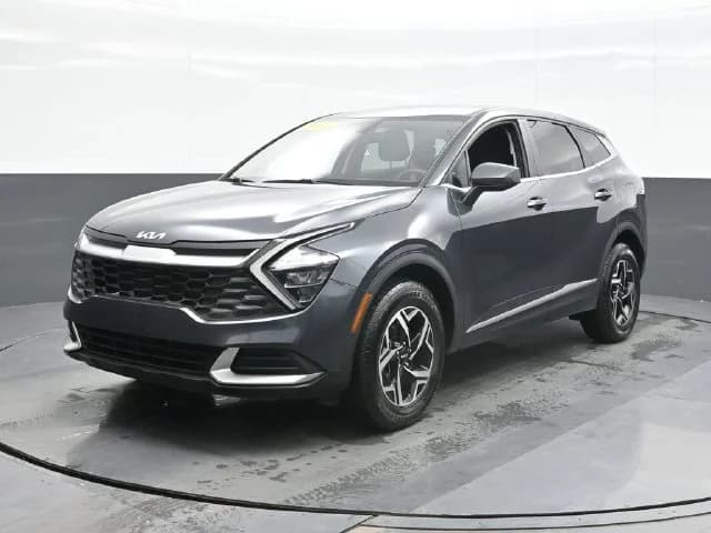 2023 Kia Sportage LX — photo 1 of 31