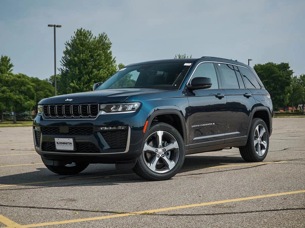 2026 Jeep Grand Cherokee Limited — photo 1 of 26
