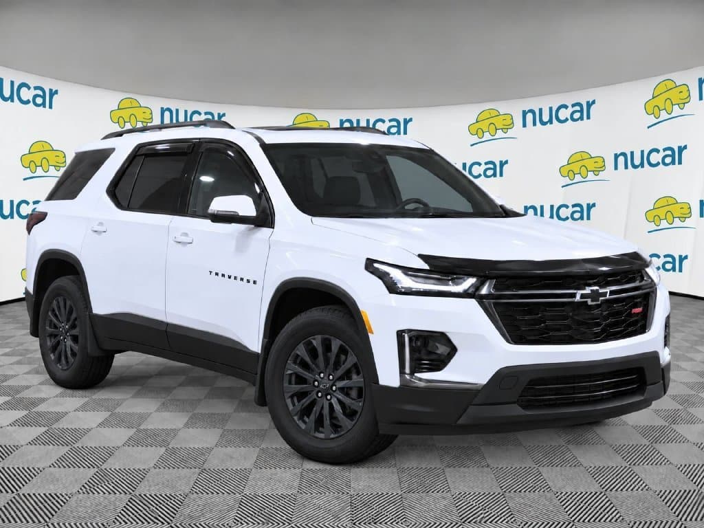 2023 Chevrolet Traverse RS — photo 1 of 31