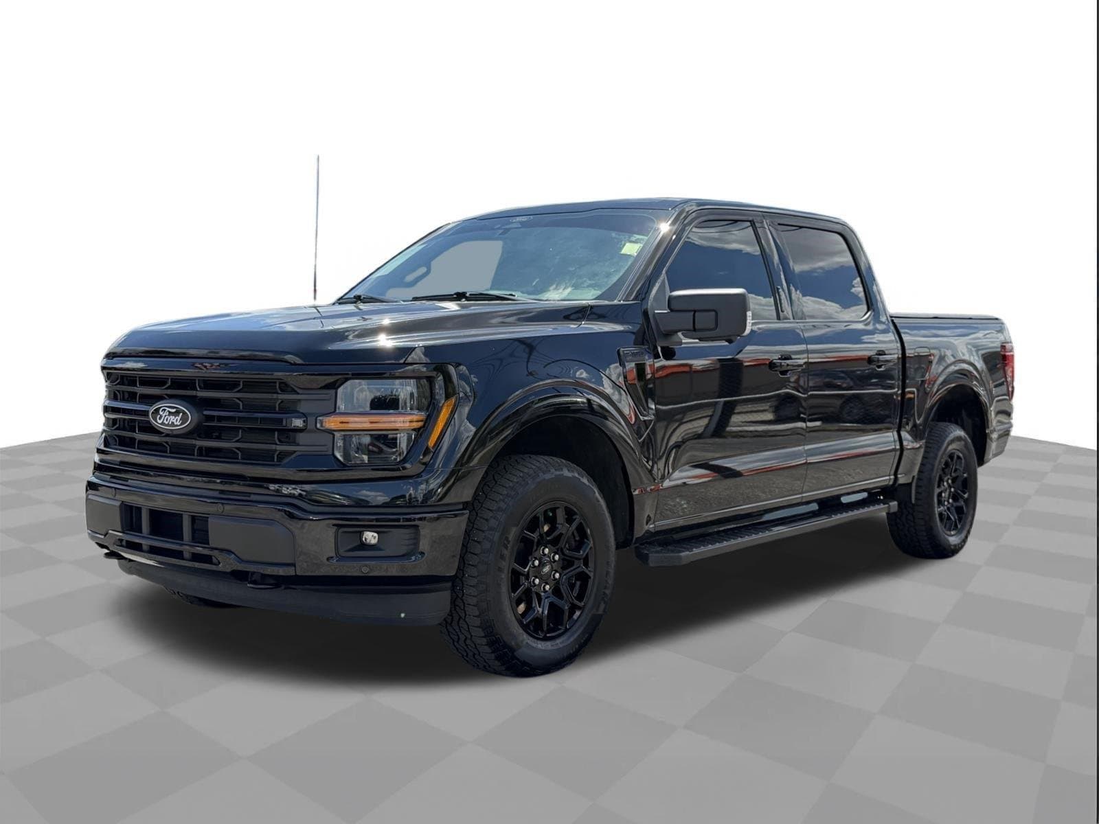 2024 Ford F-150 XLT — photo 1 of 30