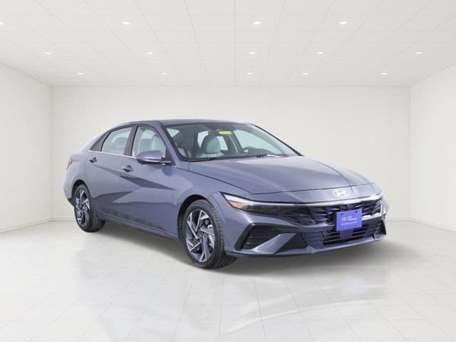 2024 Hyundai Elantra Limited — photo 1 of 33