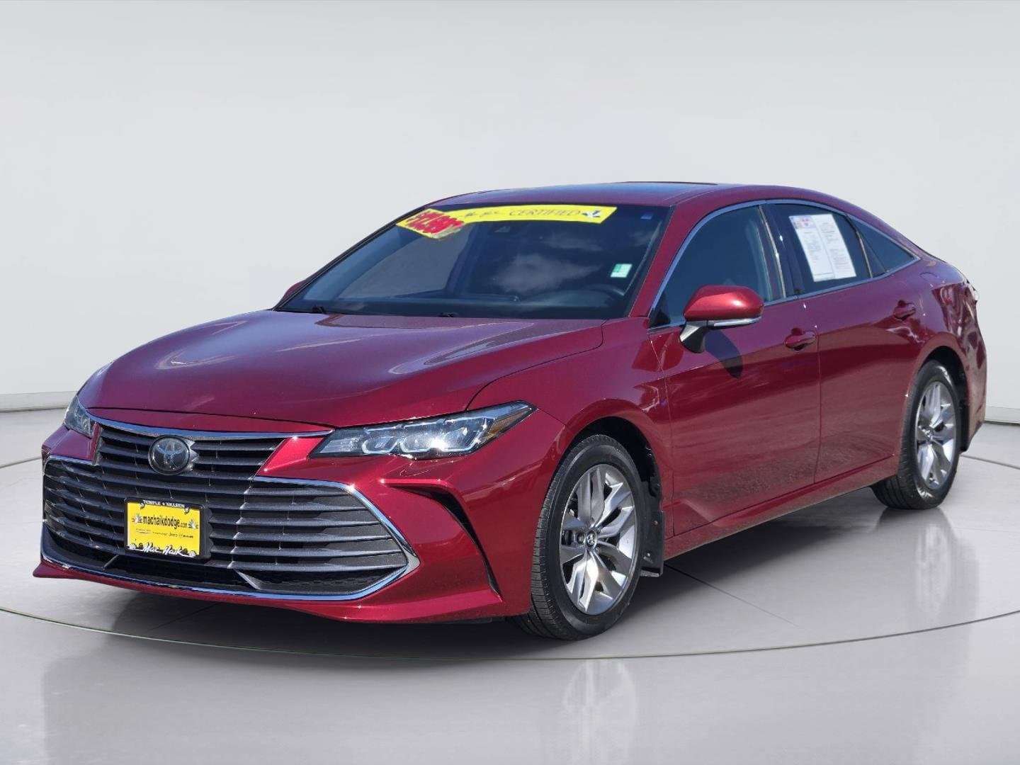 2020 Toyota Avalon XLE — photo 1 of 30
