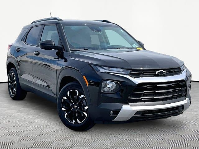 2023 Chevrolet Trailblazer LT — photo 1 of 7
