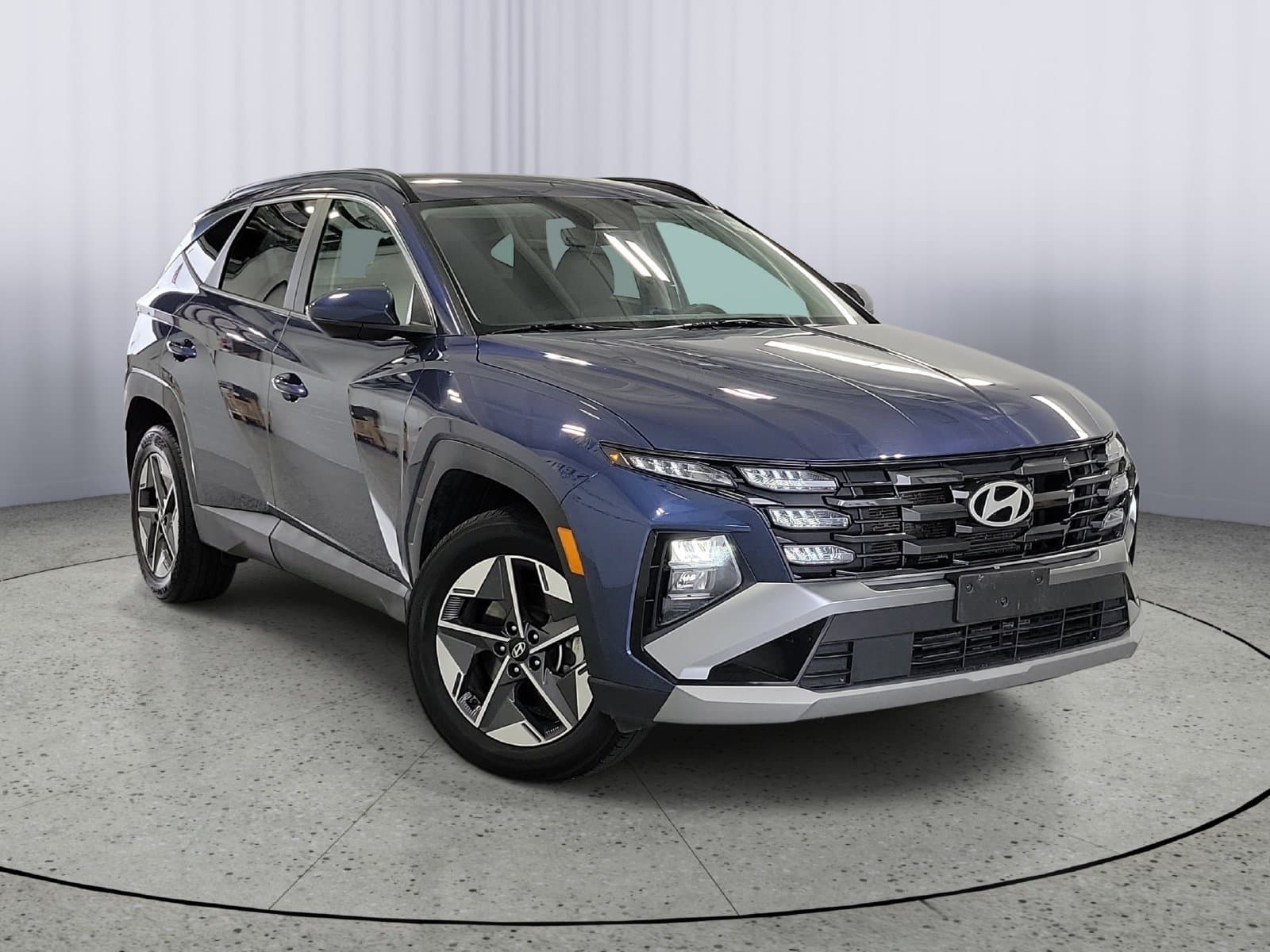 2025 Hyundai Tucson SEL — photo 1 of 34