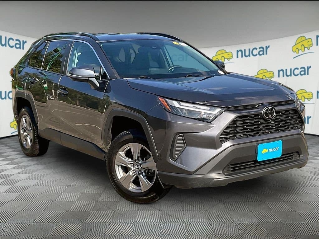 2024 Toyota RAV4 XLE — photo 1 of 34