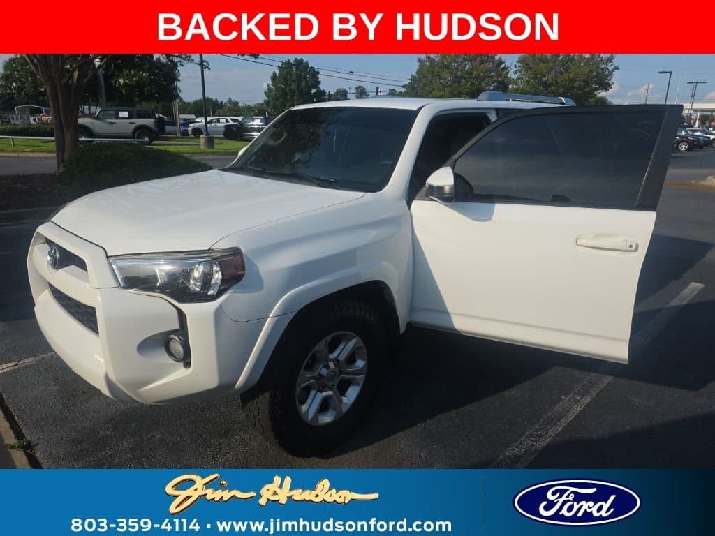 2017 Toyota 4Runner SR5 — photo 1 of 16