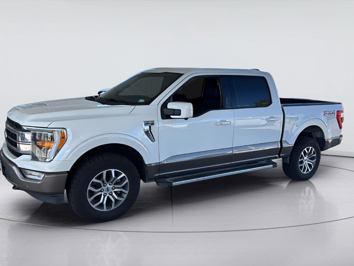 2022 Ford F-150 LARIAT — photo 1 of 7