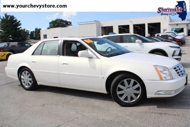 2006 Cadillac DTS Base — photo 1 of 29