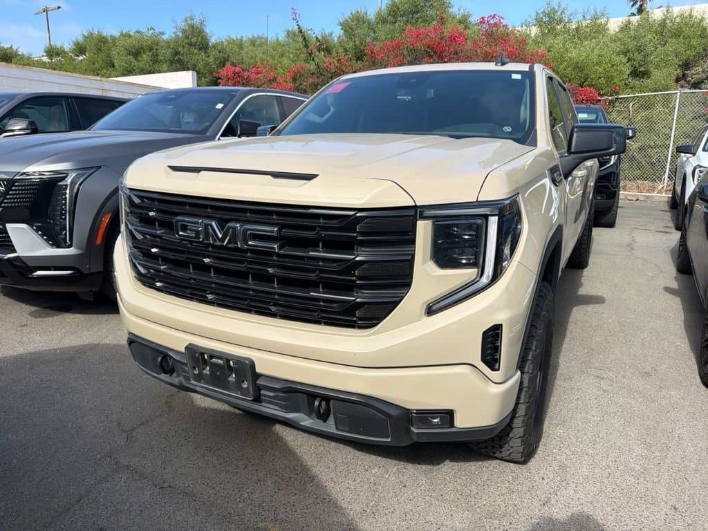 2023 GMC Sierra 1500 Elevation — photo 1 of 10