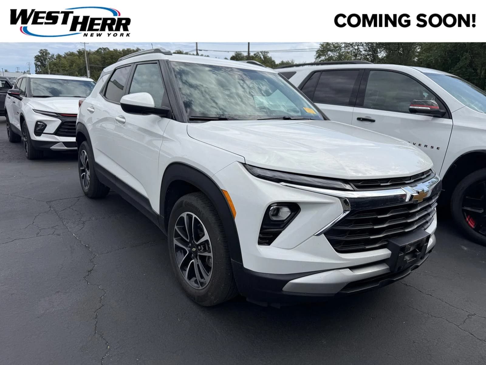 2024 Chevrolet Trailblazer LT — photo 1 of 21