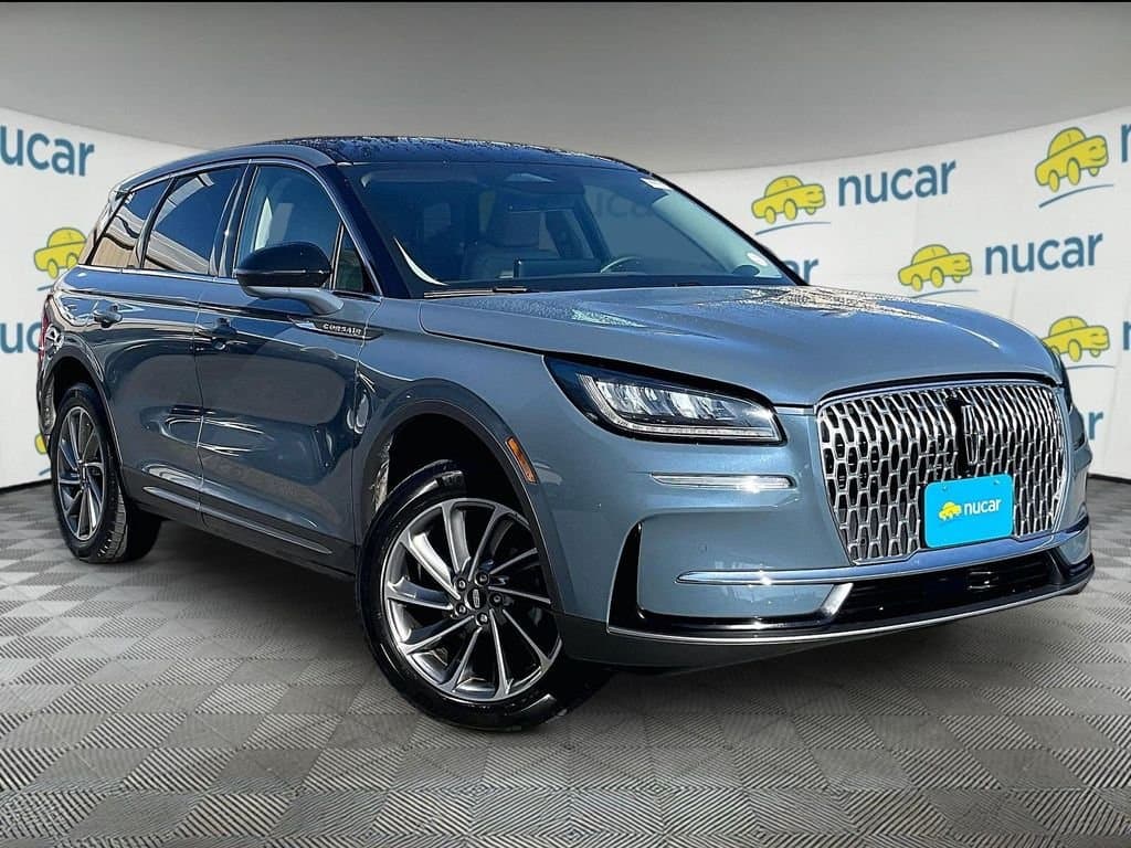 2023 Lincoln Corsair Standard — photo 1 of 36