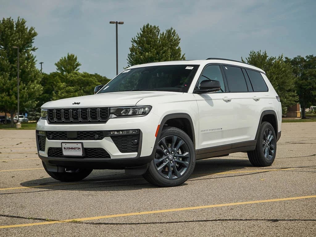 2026 Jeep Grand Cherokee L Base — photo 1 of 27