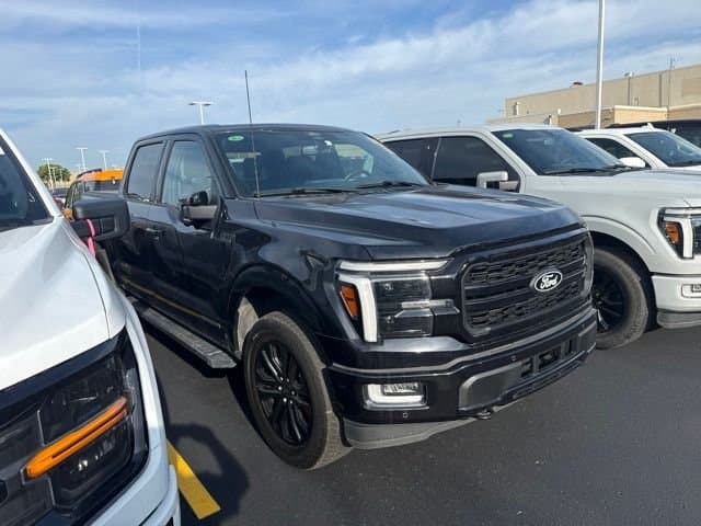 2024 Ford F-150 LARIAT — photo 1 of 6