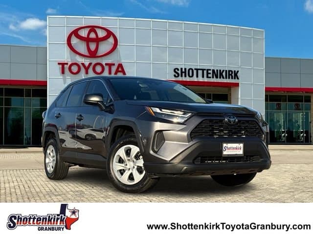 2025 Toyota RAV4 LE — photo 1 of 31