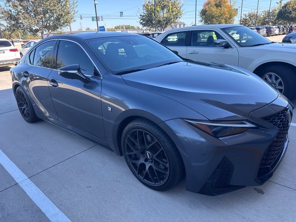 2022 Lexus IS IS 350 F SPORT — photo 1 of 4