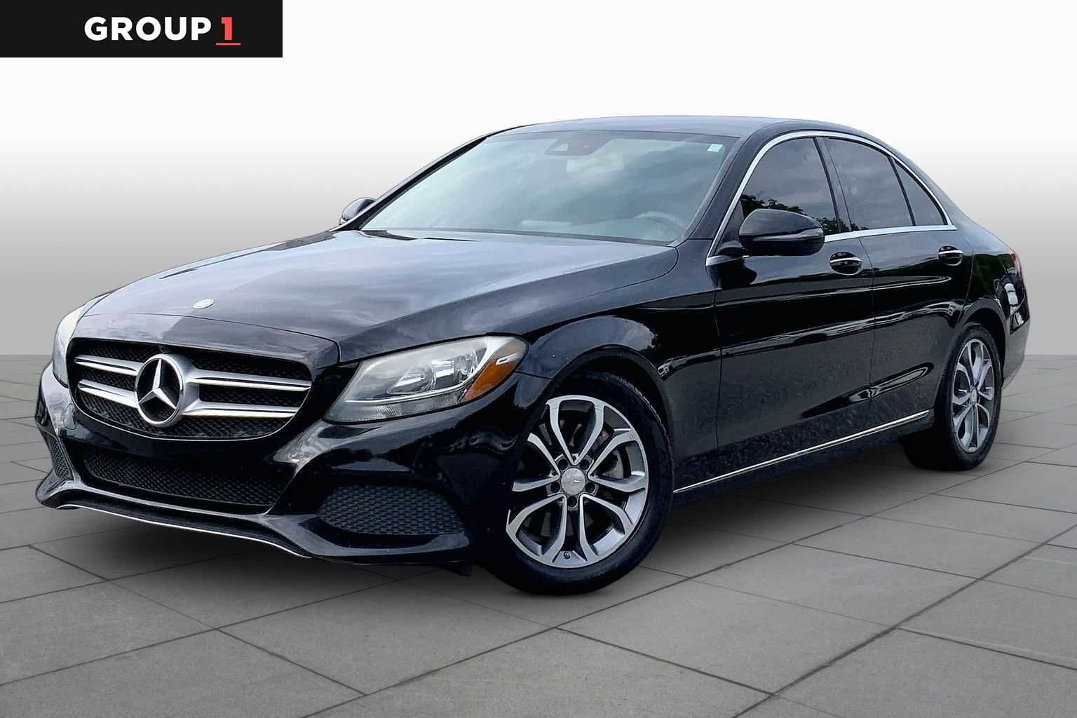 2017 Mercedes-Benz C 300 C 300 — photo 1 of 28
