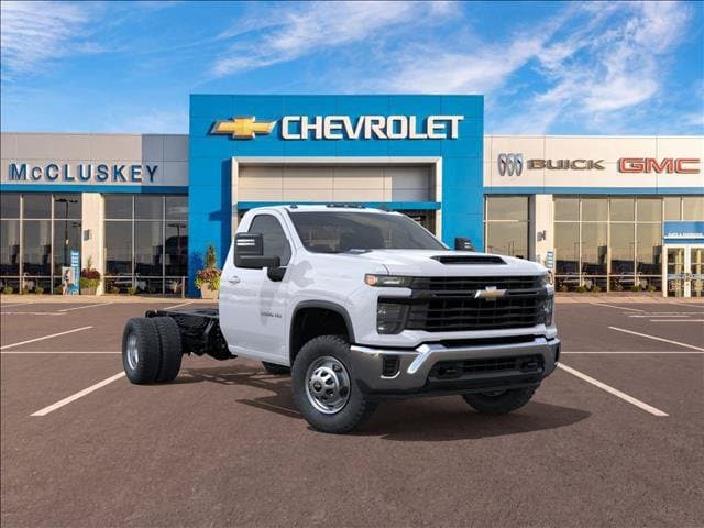 2026 Chevrolet Silverado 3500HD Work Truck — photo 1 of 48