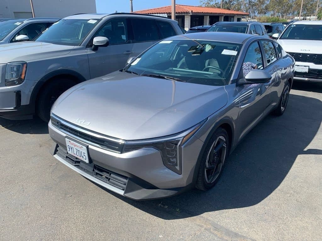 2026 Kia K4 EX — photo 1 of 10