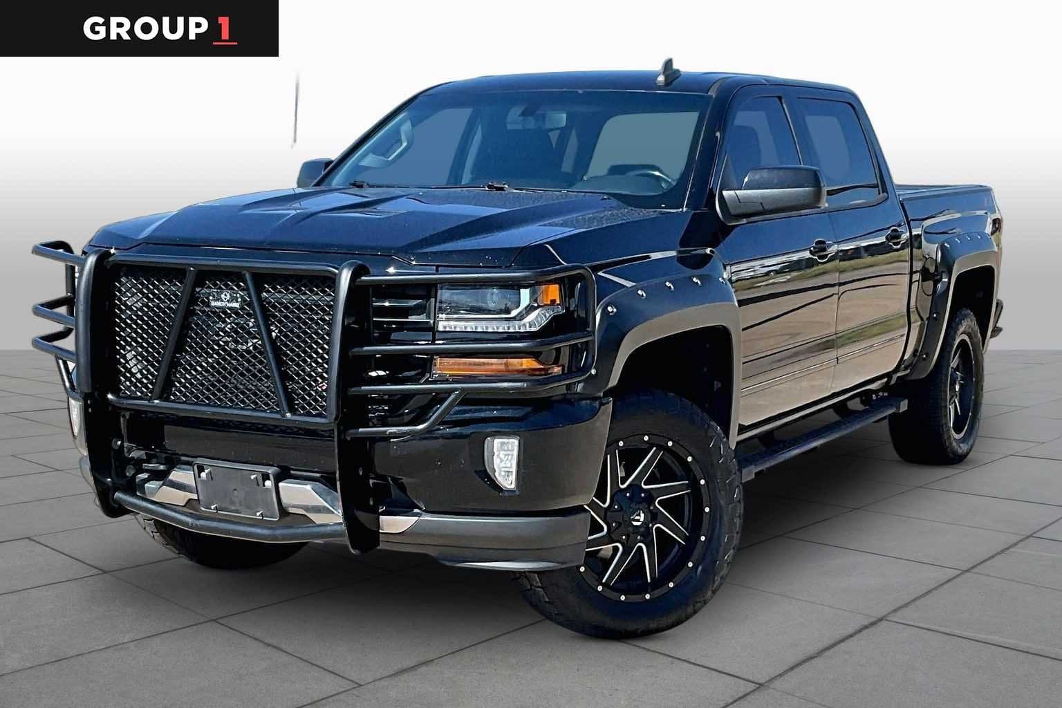 2018 Chevrolet Silverado 1500 LT — photo 1 of 33