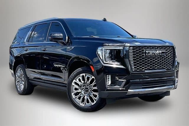 2023 GMC Yukon Denali Ultimate — photo 1 of 38