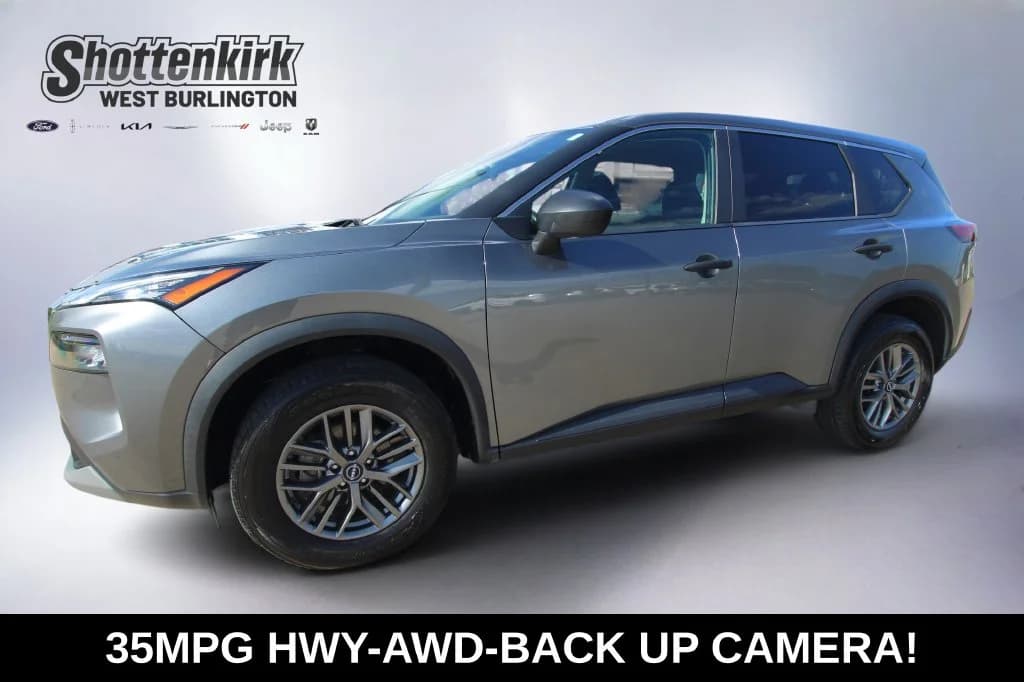 2023 Nissan Rogue S — photo 1 of 41