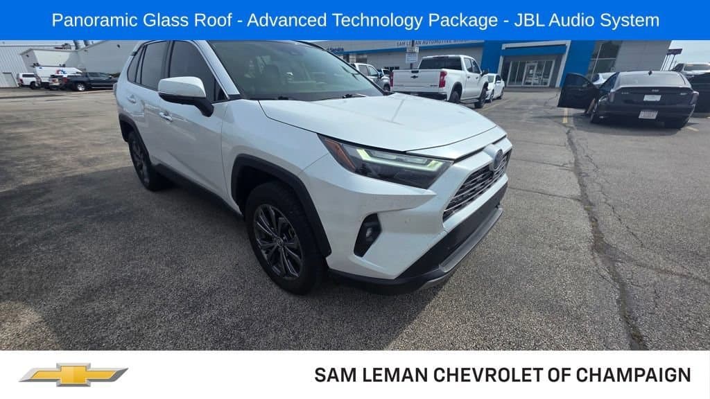 2024 Toyota RAV4 Hybrid Limited — photo 1 of 8