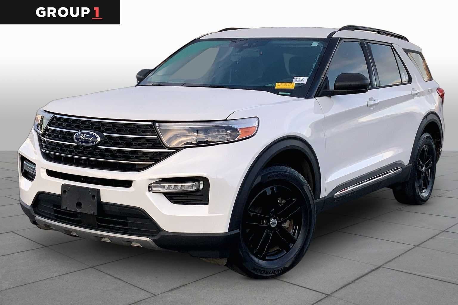 2022 Ford Explorer XLT — photo 1 of 28