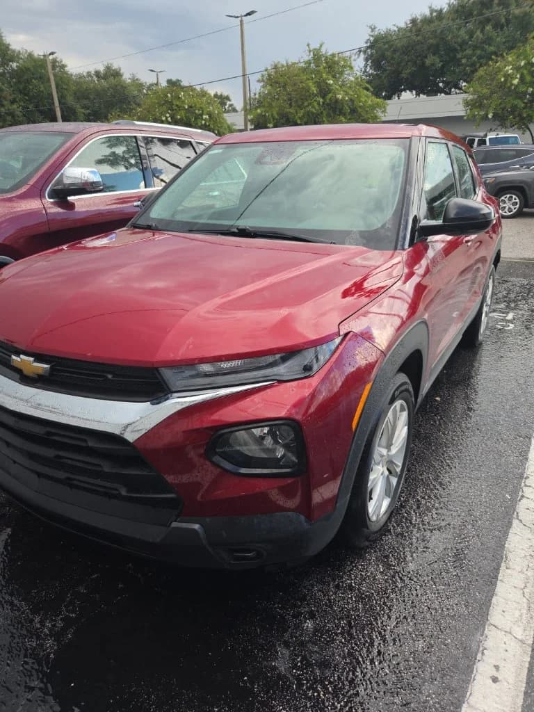 2021 Chevrolet Trailblazer LS — photo 1 of 4