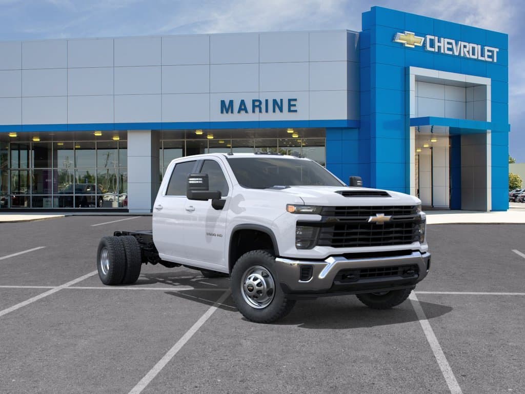 2026 Chevrolet Silverado 3500HD Work Truck — photo 1 of 24