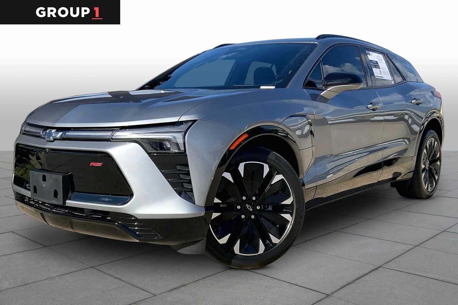 2024 Chevrolet Blazer EV Base — photo 1 of 32