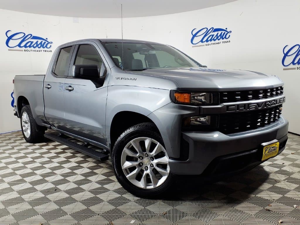 2019 Chevrolet Silverado 1500 Custom — photo 1 of 25