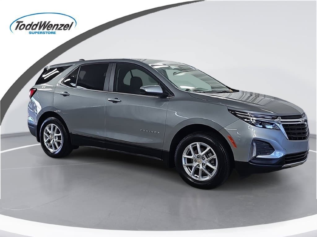 2024 Chevrolet Equinox LT — photo 1 of 42