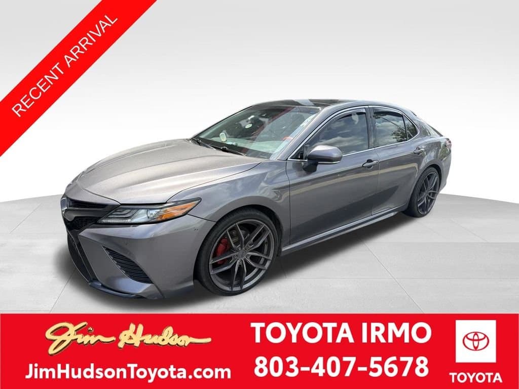 2018 Toyota Camry XSE — photo 1 of 4