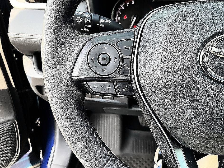 2025 Toyota RAV4 XLE Premium — photo 1 of 29