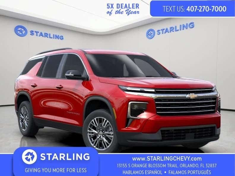 2025 Chevrolet Traverse LT — photo 1 of 38