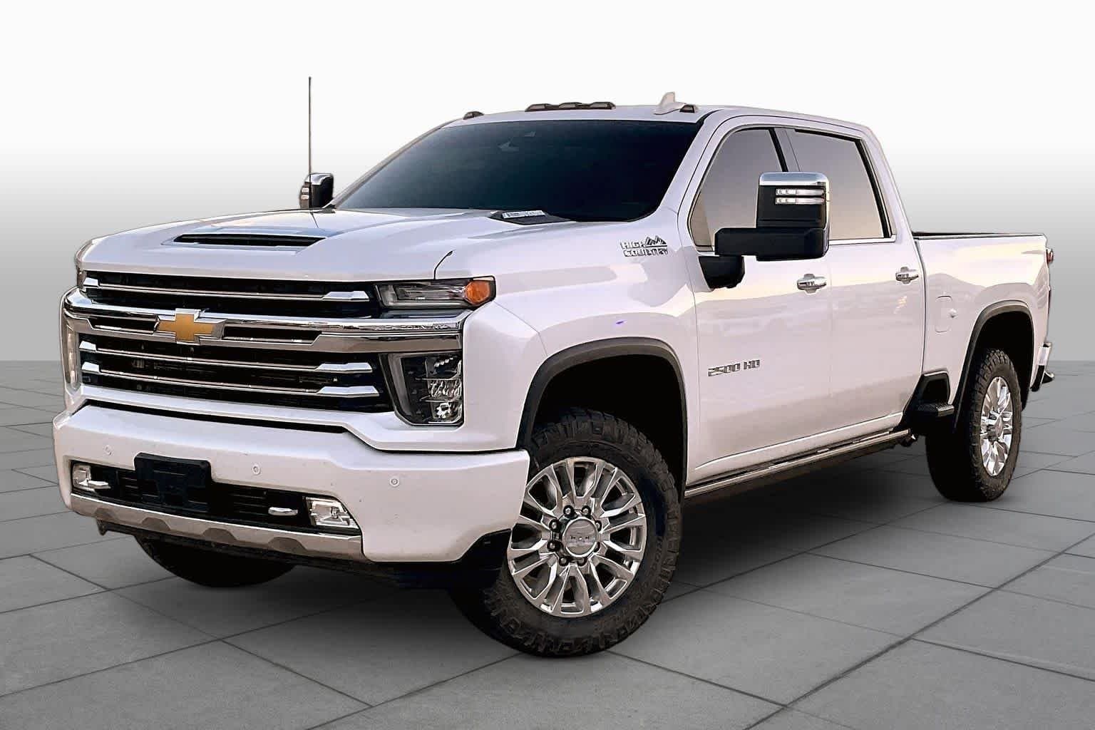 2022 Chevrolet Silverado 2500HD High Country — photo 1 of 32